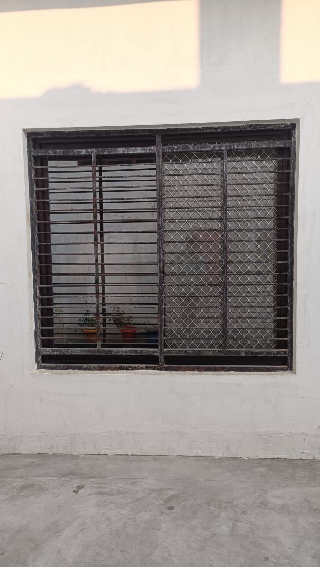 Aluminium sliding windows and doors fabrication in Banda UP
